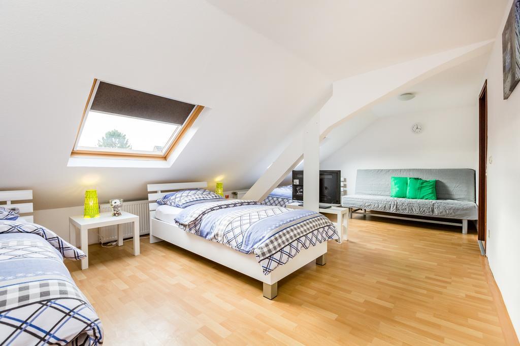 Apartments Moenchengladbach Pokoj fotografie